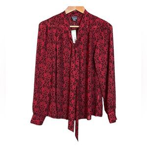 NWT! Covington patterned blouse